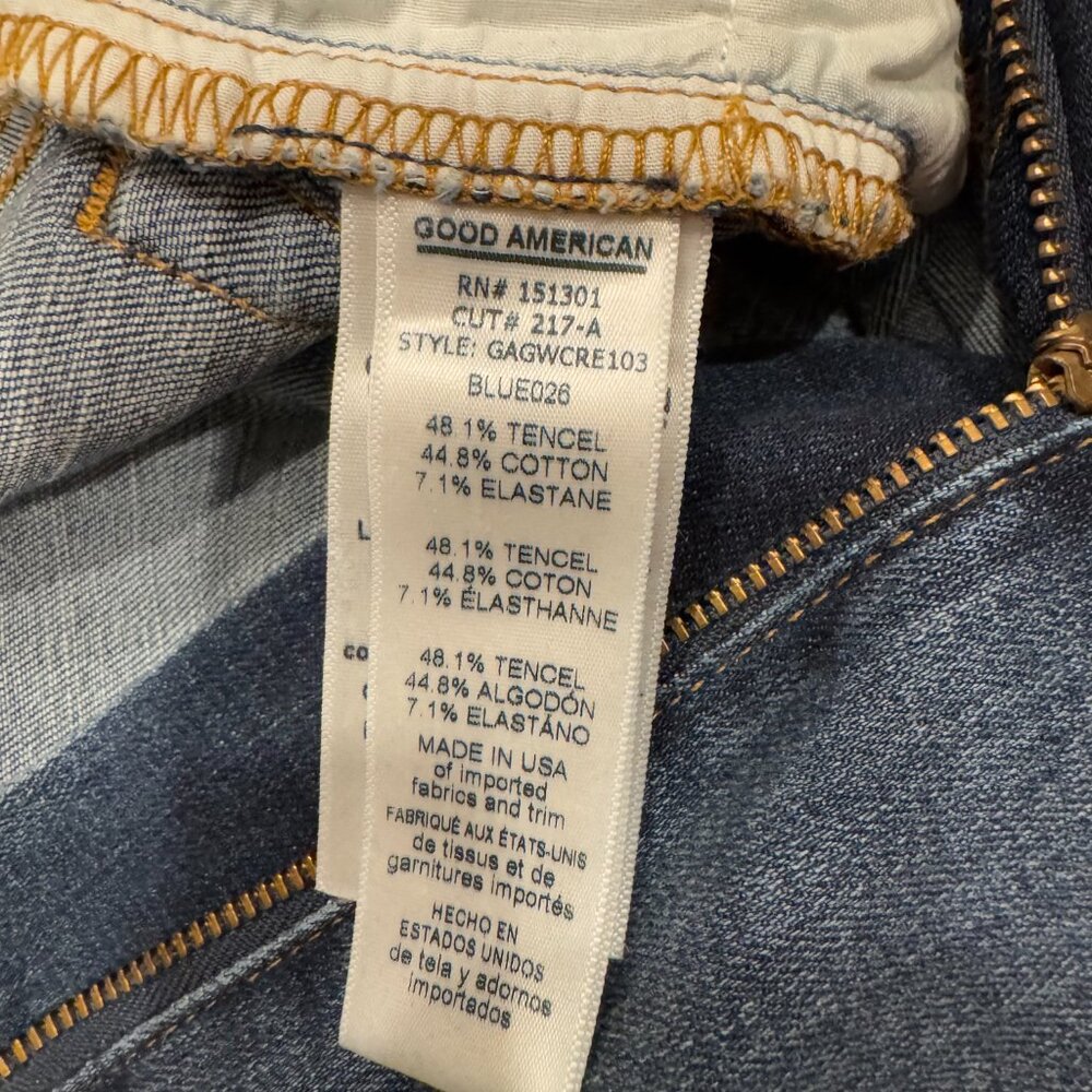 Good American Good Waist Cropped Jeans - Picture 15 of 16
